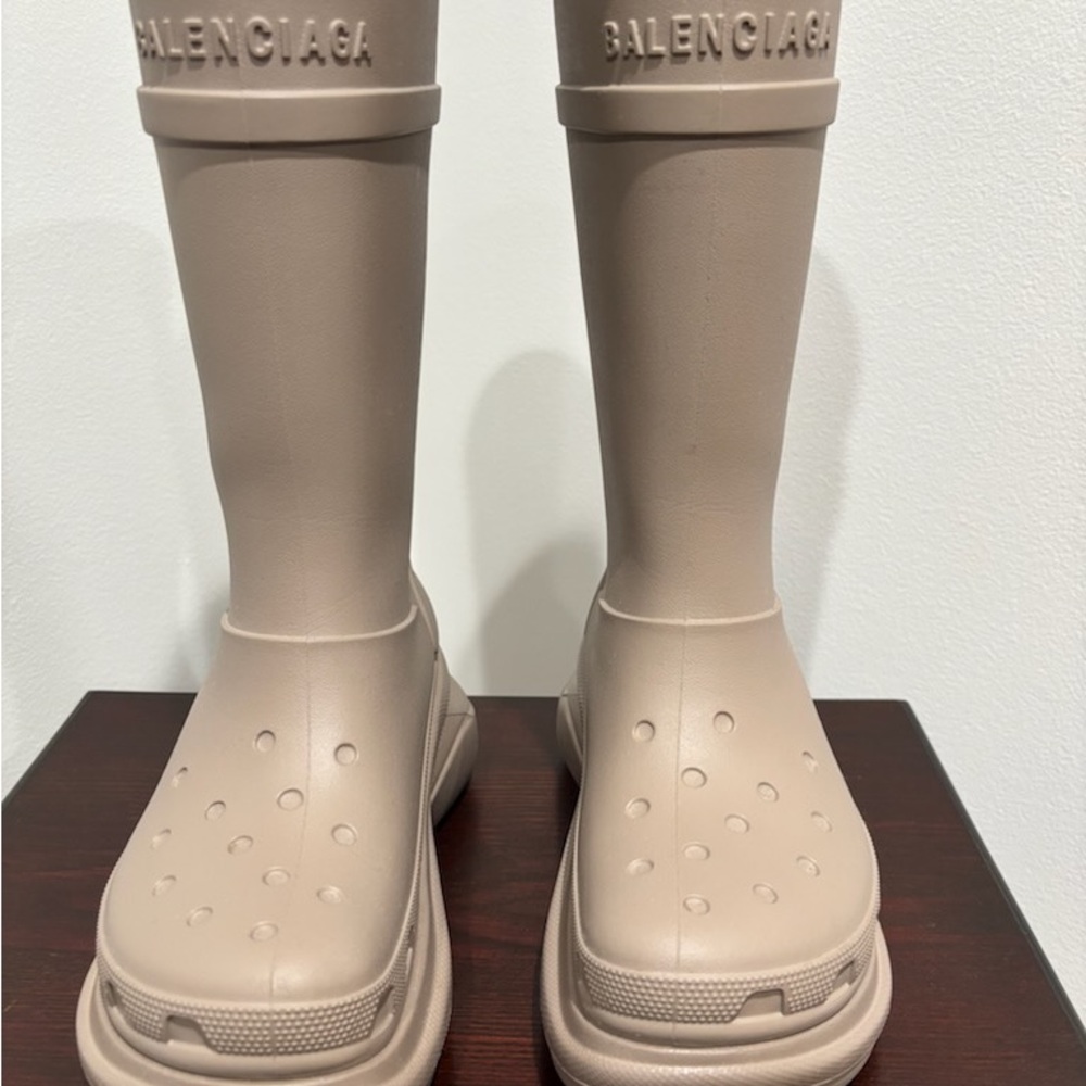 Balenciaga Beige Winter & Rain Boots